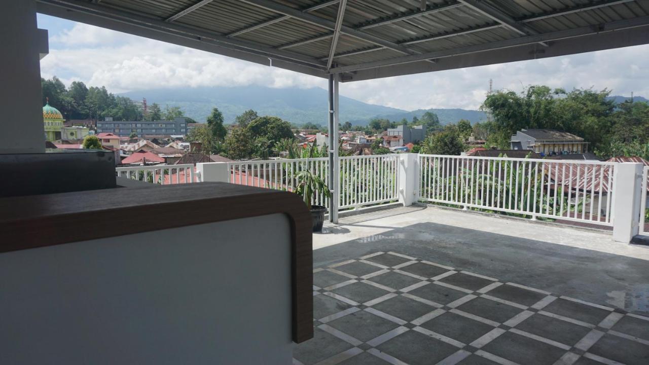 Al Barra Syariah Hotel Букиттинги Экстерьер фото