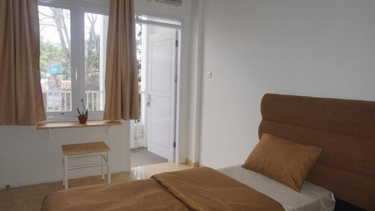 Al Barra Syariah Hotel Букиттинги Экстерьер фото